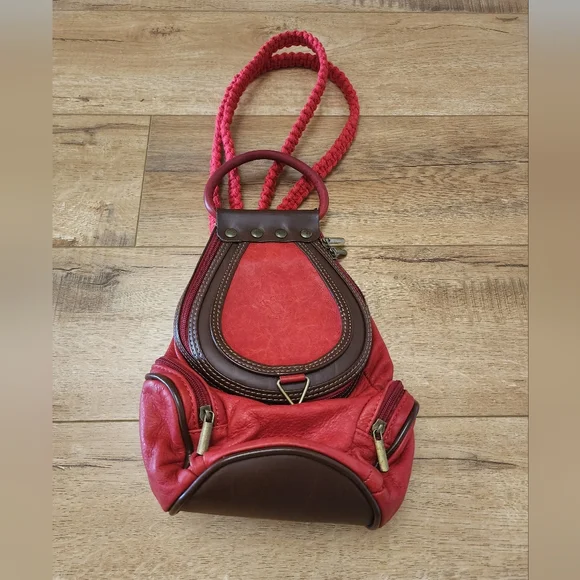Il Giglio | Bags | Il Giglio Fire Red Brown Leather Cross  display picture 1